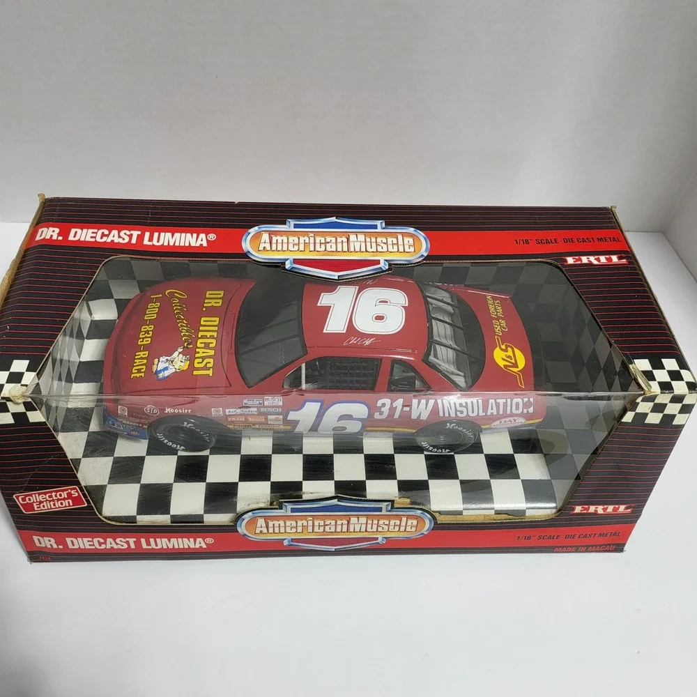 ERTL American Muscle 118 Scale Die Cast Dr Die Cast Lumina 16Collector's Edition